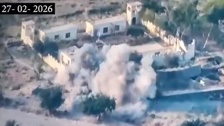 VÍDEOS: Paquistão divulga imagens de ataques contra o Afeganistão