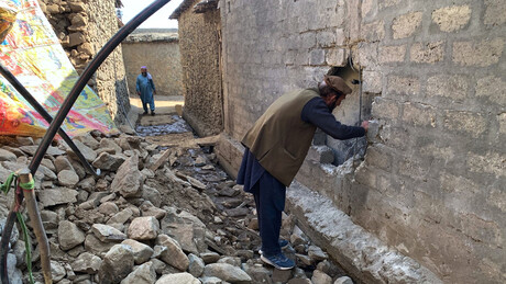 Afeganistão lança nova onda de ataques contra Paquistão