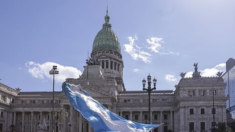 Senado argentino aprova redução da maioridade penal de 16 para 14 anos