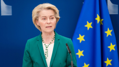 Von der Leyen comenta ataques dos Estados Unidos e de Israel contra o Irã e faz alerta
