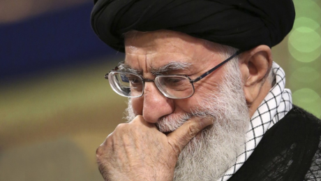 Mídia iraniana revela como o aiatolá Ali Khamenei foi assassinado