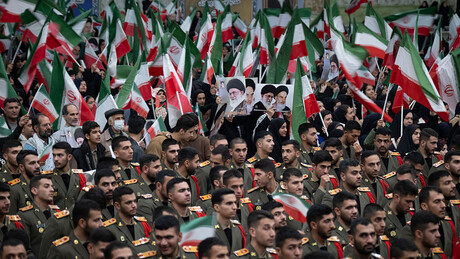 Guarda Revolucionária do Irã promete 'vingança' após o assassinato do aiatolá Ali Khamenei