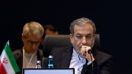 Irã deve anunciar novo líder supremo em até dois dias, diz chanceler