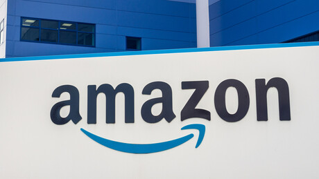 Drones iranianos causam incêndio em data service da Amazon em Dubai