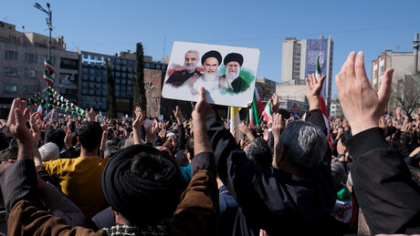 EUA após matar liderança do Irã: 'Não é uma guerra para mudar o regime, mas o regime mudou'