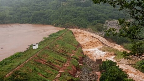 Governo reconhece emergência em cidade de MG após barragem entrar em 'risco iminente de rompimento'