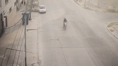 Motociclista com filho na garupa morre degolado por corda colocada no meio da rua