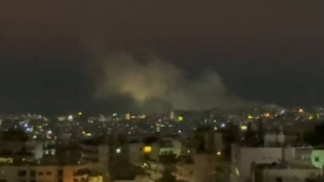 VÍDEO: Ataque israelense deixa rastro de fumaça em Beirute