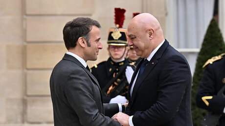 Líbano pede apoio da França para parar Israel