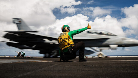 Pentágono anuncia que vai ampliar os bombardeios para o interior do Irã