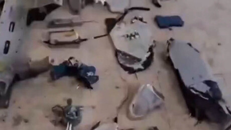 VÍDEO: Irã exibe destroços de míssil de cruzeiro americano