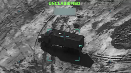 VÍDEO: 'Precisão letal' - EUA mostram destruição de lançadores de mísseis iranianos