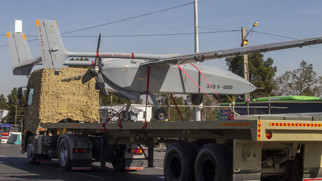 Irã anuncia ataque de drones contra forças americanas no Kuwait, em retaliação