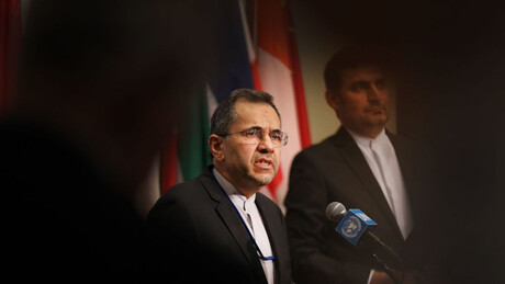 Irã esclarece se houve sinalização de diálogo dos EUA após o início dos ataques