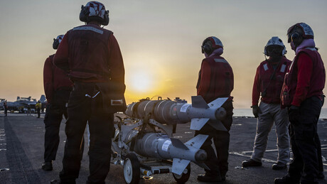 Casa Branca explica o que significa a 'rendição incondicional' de Teerã