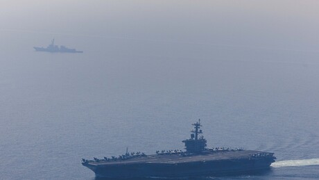 VÍDEO: Irã ataca o porta-aviões americano USS Abraham Lincoln