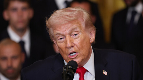 Trump: 'Irã é o perdedor do Oriente Médio e continuará sendo até se render ou entrar em colapso total'