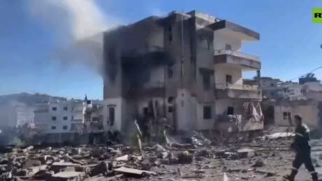 VÍDEO: Israel destrói Centro Cultural Russo no Líbano