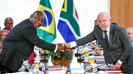 Lula defende colaboração em defesa com África do Sul e alerta para risco de invasão