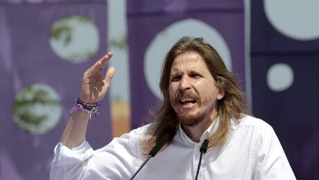 Em meio a pressões de Trump, partido pede referendo para saída da Espanha da OTAN