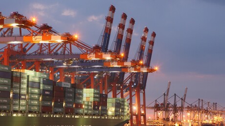China registra alta de dois dígitos no comércio exterior e avanço com a América Latina