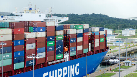 Gigante chinesa do setor de transporte marítimo suspende operações em porto do Canal do Panamá