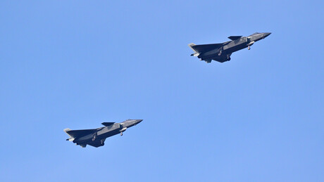 Pequim retoma voos de caças na zona de defesa antiaérea de Taiwan