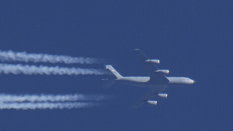 Irã afirma que grupos de resistência do Iraque derrubaram avião-tanque dos EUA