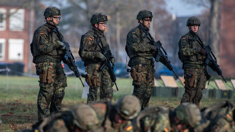 Ucranianos ajudarão Alemanha a se preparar para guerra com Rússia