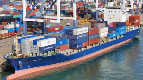 Portos sem combustível: risco de paralisação no transporte marítimo mundial devido à guerra no Oriente Médio