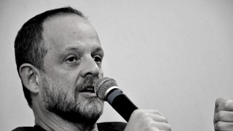 Justiça suspende processo contra Breno Altman por publicações sobre Hamas