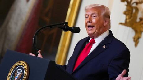 Trump explica por que adiará seu encontro com Xi Jinping