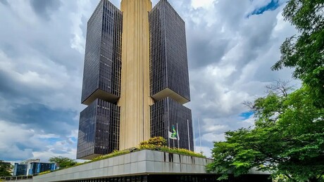 Intervenção chega ao fim e Banco Central manda liquidar Banco Master Múltiplo