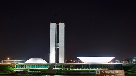 Congresso promulga acordo Mercosul-UE após mais de duas décadas de negociações