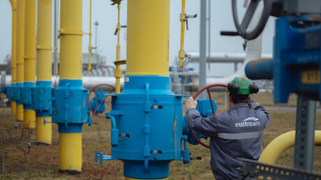 Hungria e Eslováquia vão construir seu próprio oleoduto para combater insegurança energética