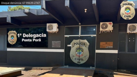 Justiça decreta prisão de trio acusado de torturar mulher trans com suástica em MS