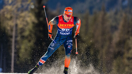 'Muito divertido': Esquiador britânico bebe mais de 10 cervejas durante prova da Copa do Mundo