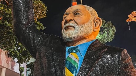 TSE rejeita pedido do PL para investigar Lula por desfile de escola de samba