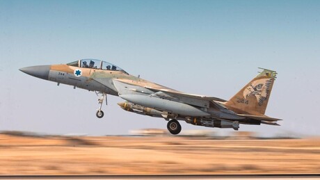 Israel ataca infraestrutura militar no sul da Síria