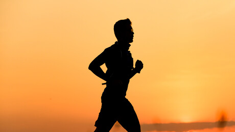 Militar francês revela localização do porta-aviões Charles de Gaulle ao usar aplicativo de exercícios