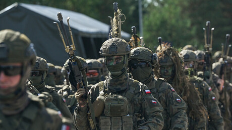 País da OTAN retira suas tropas do Iraque