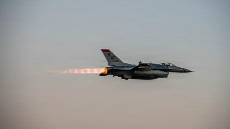 Irã afirma ter abatido um terceiro caça F-16 israelense