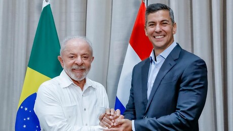 Lula se reúne com presidente do Paraguai e trata de Itaipu e cenário global