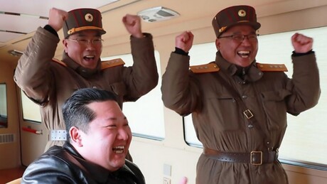 Kim Jong Un é reeleito chefe de Estado da República Popular Democrática da Coreia