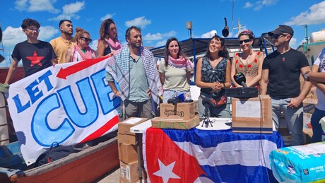 Flotilha 'Nuestra América' chega a Cuba com ajuda humanitária do México