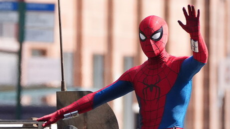 VÍDEO: Chile prende 'Homem-Aranha' foragido com extensa ficha criminal