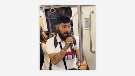 Cantor viraliza ao contar quanto ganha em um dia no Metrô de Santiago do Chile