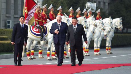 VÍDEO, FOTOS: Presidente de Belarus chega à República Popular Democrática da Coreia em visita oficial