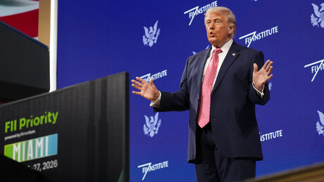 'Não precisamos estar aqui': Trump sugere que EUA podem abandonar a OTAN