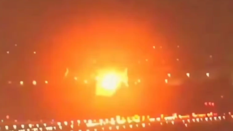 VÍDEOS: Confira imagens de dentro da cabine de avião que retornou a Guarulhos após explosão em motor